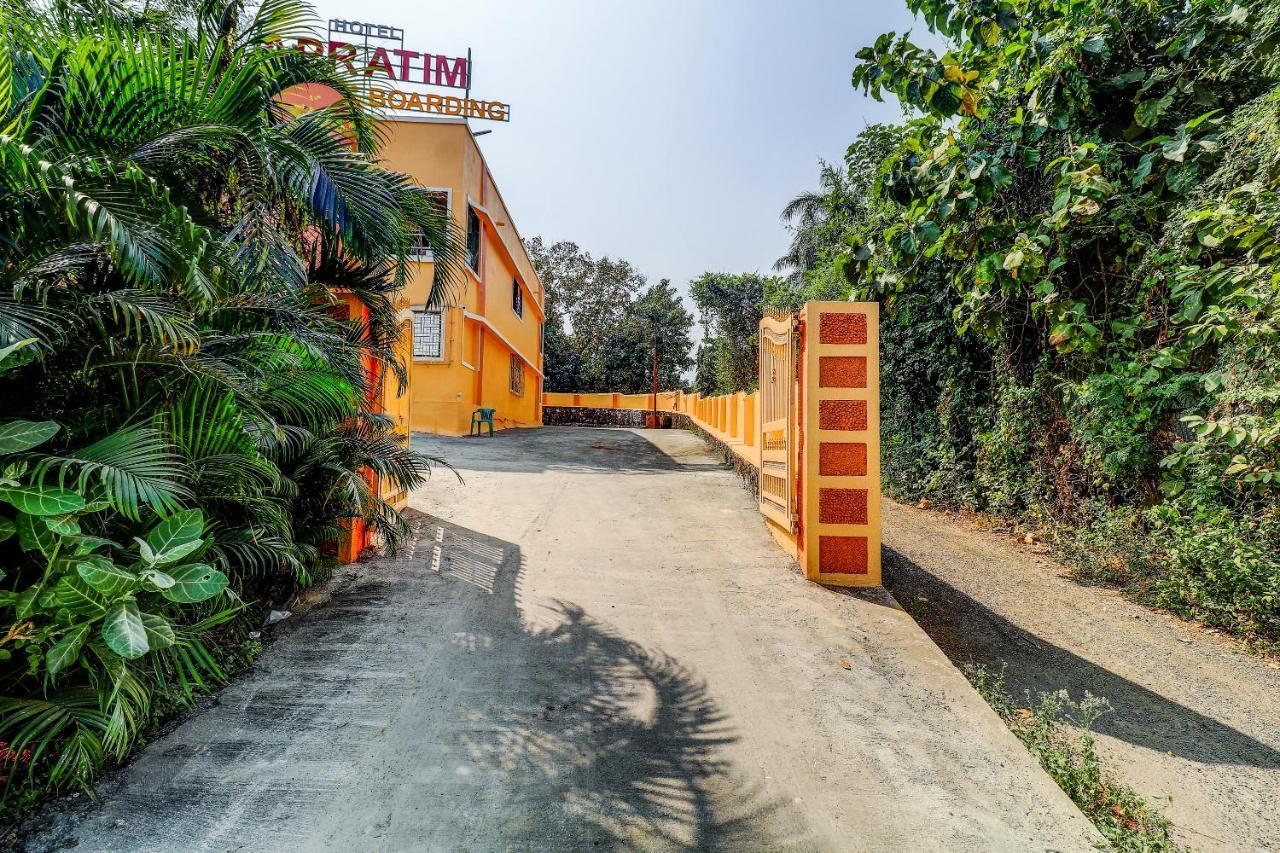 Hotel Apratim Lodging & Boarding Ulhasnagar Bagian luar foto